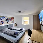 Schaefer - Haus Rote Warte Сasa de vacaciones Muhlheim am Main